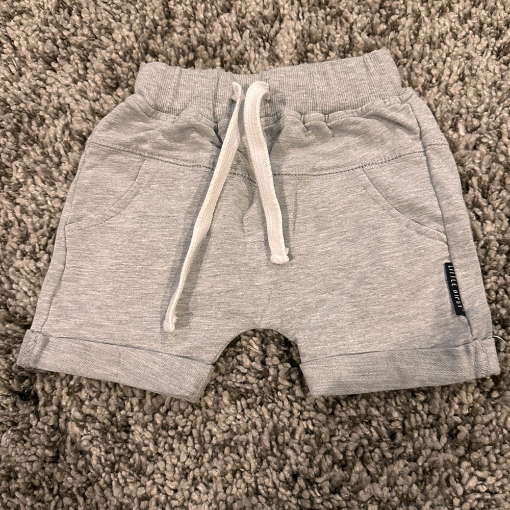 Little Bipsy grey shorts